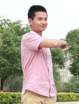 周舟